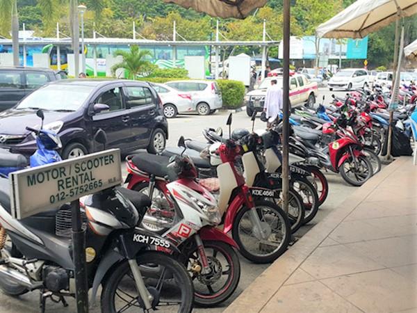 Motorcycle renting service